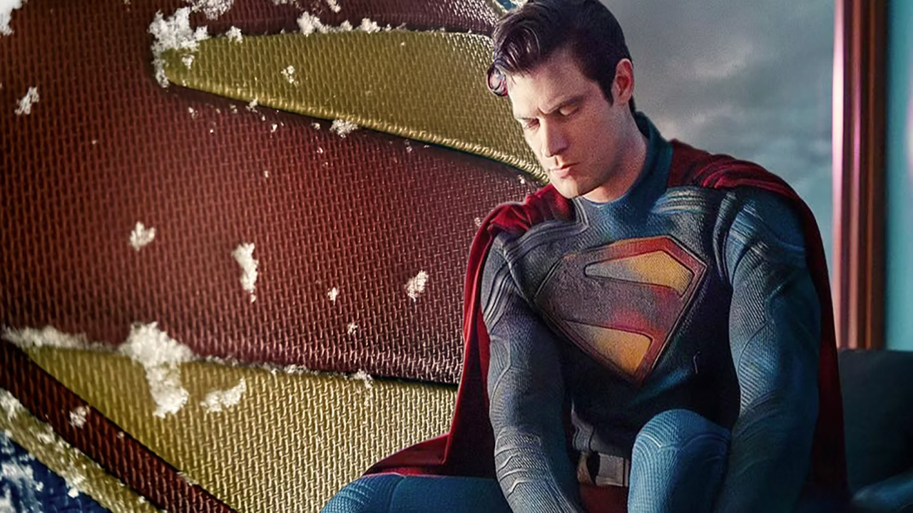 Superman New Costume.jpeg